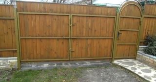 Купить распашные ворота деревянные Новоалтайск, цена от 2739 руб.